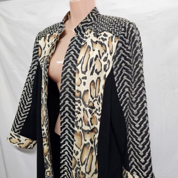 Chico's Open Coat Jacket Women Size 2 Animal Print Tapestry - Picture 3 of 13